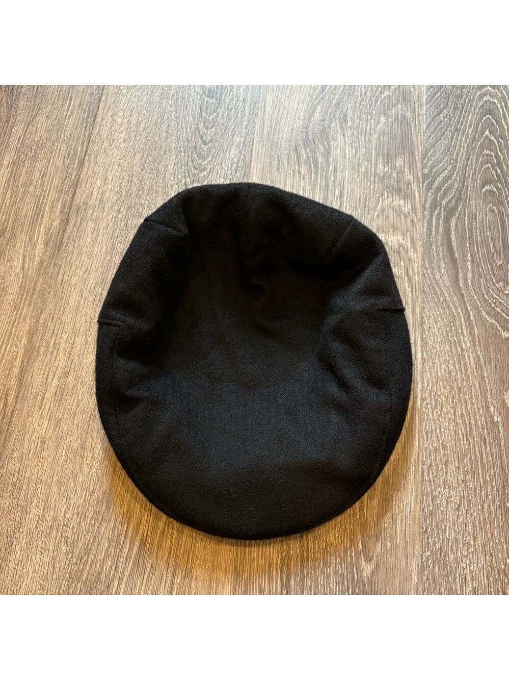 Amicale Cashmere Black Beret Taxi Hat